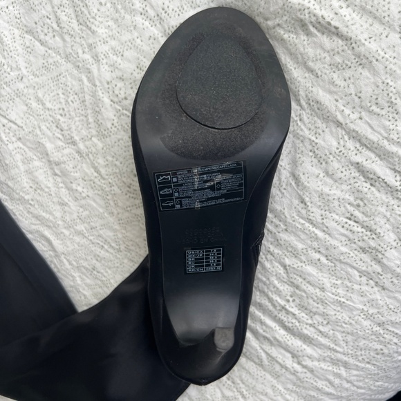 Forever 21/7.5 SIZE/BLACK/Water proof Peep Toe Boot - Picture 7 of 7